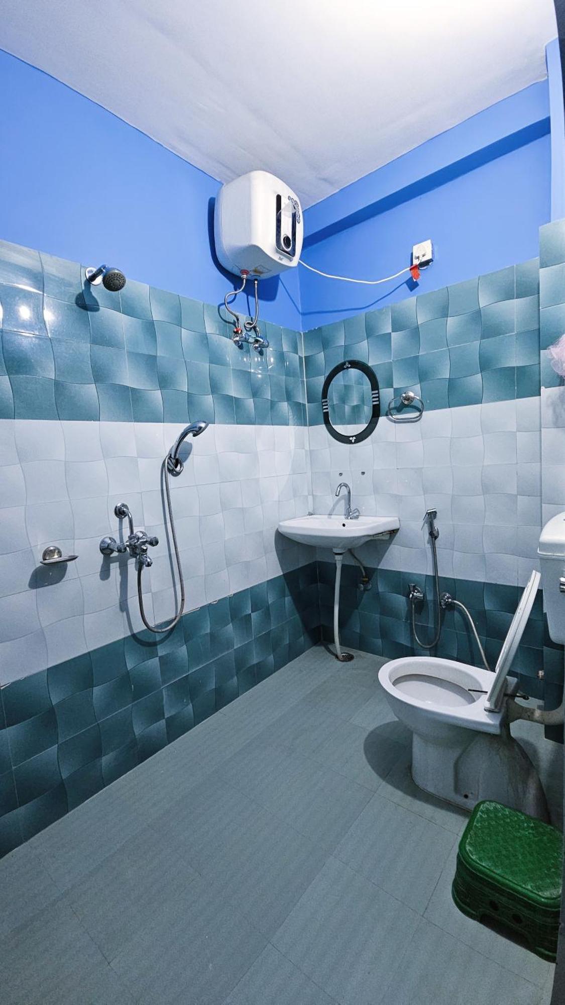Banjara House Hostel Варанаси Екстериор снимка
